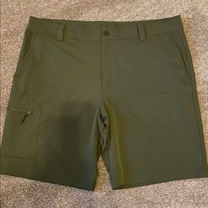 Magellan Outdoors fish gear shorts 40